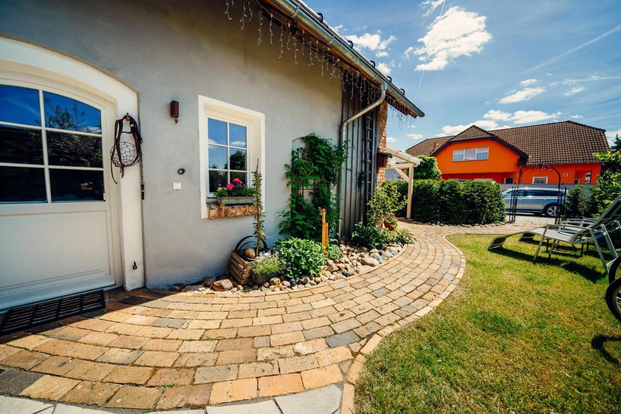 Altes Gewoelbe Mit Sauna Und Whirlpool Im Aussenbereich Elsterheide Exteriér fotografie